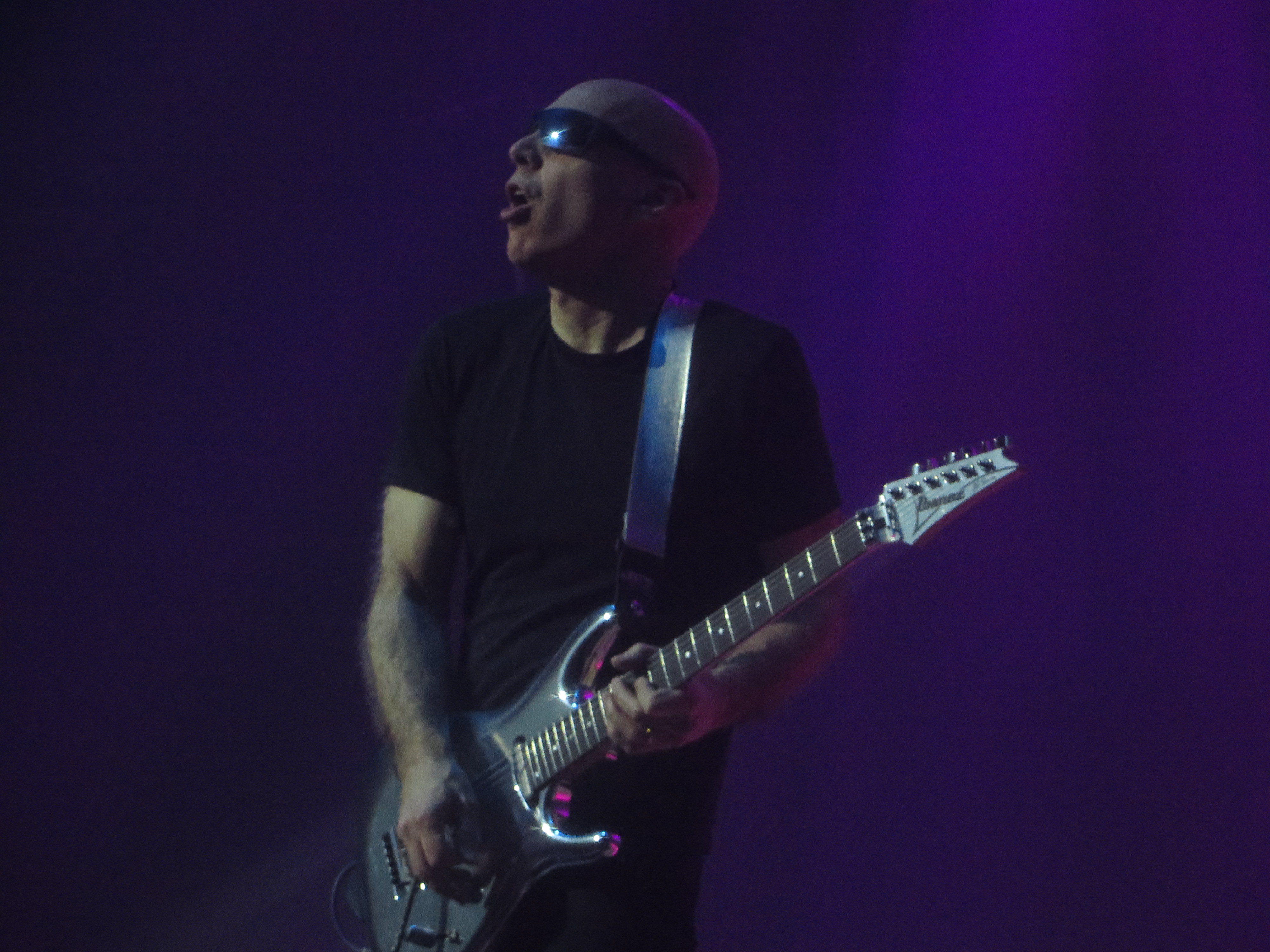 JoeSatriani2018-02-21MasseyHallTorontoCanada (10).JPG